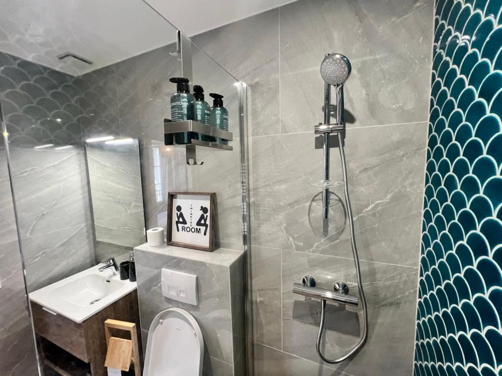 Les Appartements De Nana 6 - Studio Hypercentre, Rue Meynadier, Palais & Plage, Clim, Wifi كان المظهر الخارجي الصورة
